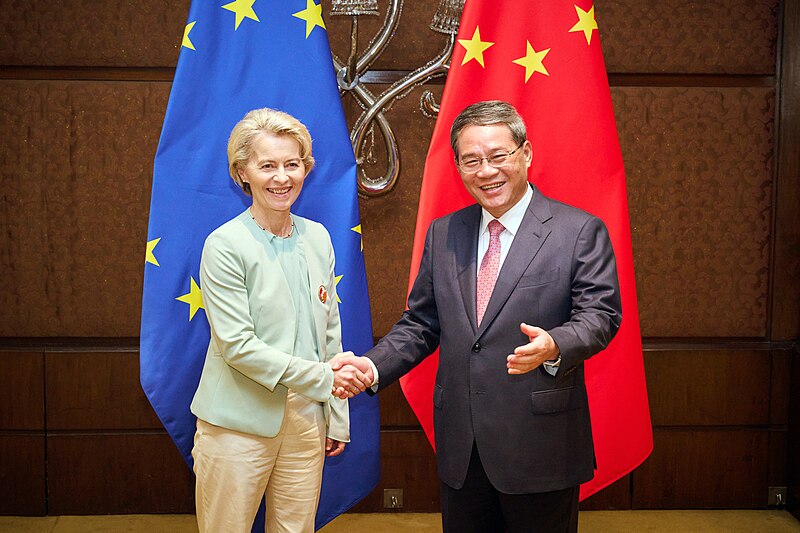 File:Ursula von der Leyen and Li Qiang 2023.jpg