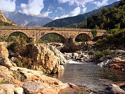 Vallee Fango-Pont de Manso.jpg