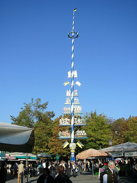 Viki Markt.Maibaum