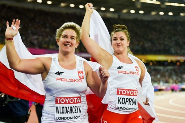 Hammer throwers Anita Włodarczyk and Malwina Kopron celebrating their medals at the 2017 World Championships in Athletics