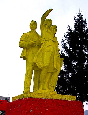 Statue damaged by vandals and painted over