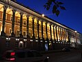 Главный фасад Головинского дворца ночью 01.jpg