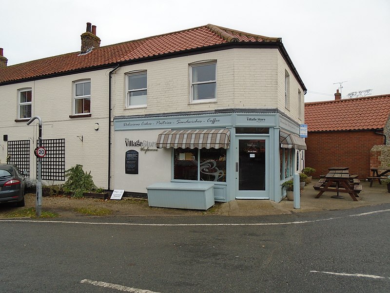 File:-2019-11-25 The Village Store & café, Beach Lane, Weybourne (1).JPG