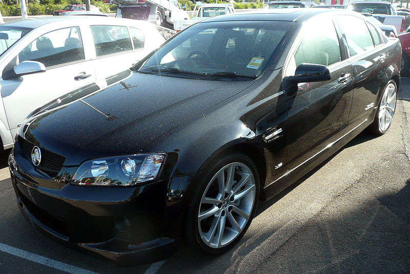 File:2008 Holden VE Commodore (MY09) SS V 60th Anniversary sedan 01.jpg