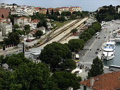 Split railway station