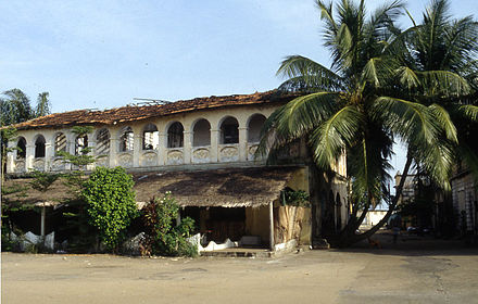 An old French colonial building in Ancien Bassam