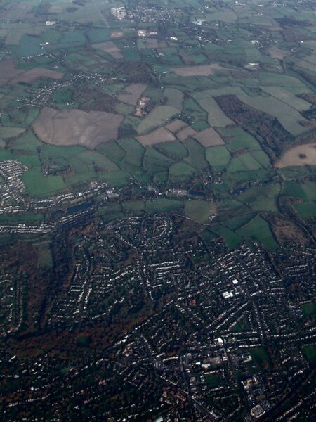 File:Amersham from the air - geograph.org.uk - 4269511.jpg