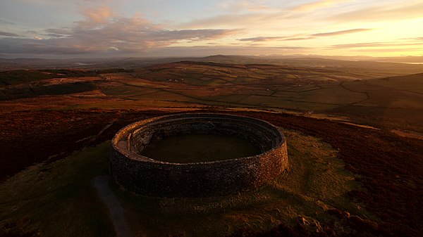 An Grianan fort at sunset