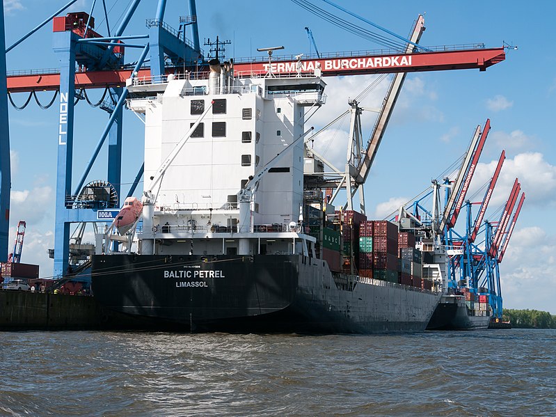 File:Baltic Petrel, WPAhoi, A 7, Hamburg (P1080498).jpg