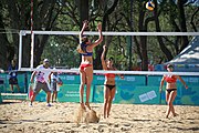 Deutsch: Beachvolleyball bei den Olympischen Jugendspielen 2018; Tag 8, 14. Oktober 2018; Mädchen, Achtelfinale – Bolivien-Puerto Rico 0:2 (18–21/18–21 ) English: Beach volleyball at the 2018 Summer Youth Olympics at 14 October 2018 – Girls Round of 16 – Bolivia-Puerto Rico 0:2 (18–21/18–21 )