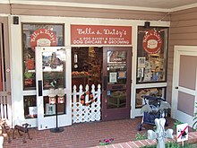 Dog bakery in San Francisco. Bella & Daisy's Dog bakery, boutique, daycare, and grooming, San Francisco.jpg