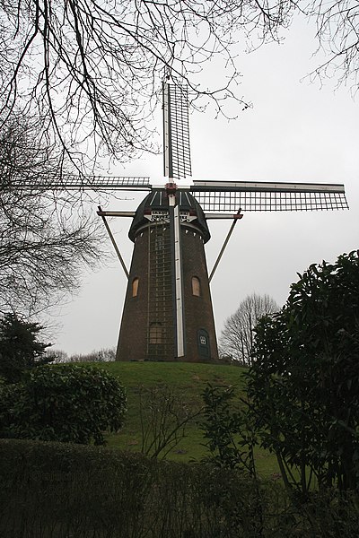 File:Bergharen - Molen De Verrekijker.jpg