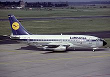 Il 737 coinvolto nell'incidente fotografato il 26 ottobre 1984, ancora nella livrea della Lufthansa.