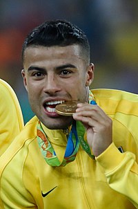 Brasil conquista primeiro ouro olímpico nos penaltis 1039259-20082016- mg 4209 (cropped).jpg