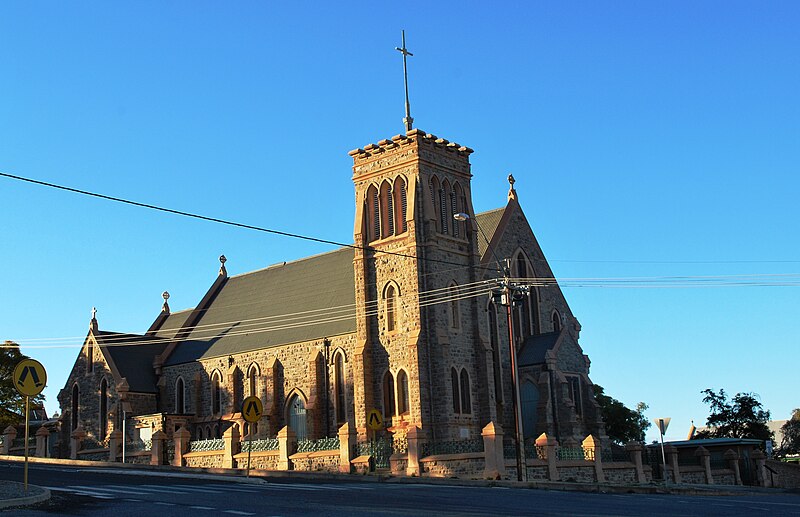 File:BrokenHillRomanCatholicCathedral.JPG