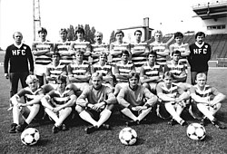 HFC Chemie team photo, Oberliga-season 1983. Bundesarchiv Bild 183-1983-0823-306, Mannschaftsfoto HFC Chemie.jpg