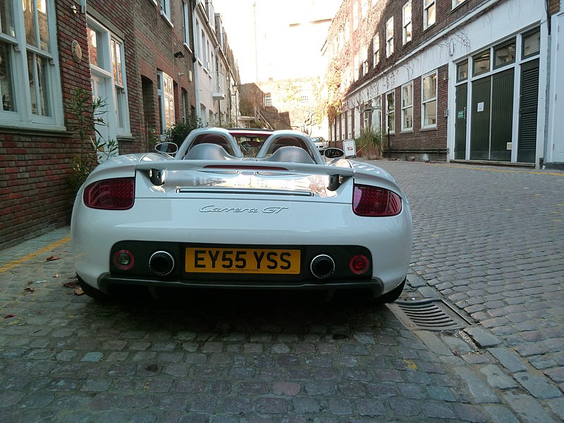 File:Carrera GT white (6563842451).jpg