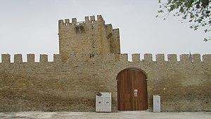 Castillo de Lopera, en Jaén (España).jpg