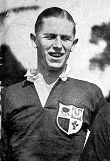 <span class="mw-page-title-main">Carl Aarvold</span> English rugby union player and barrister