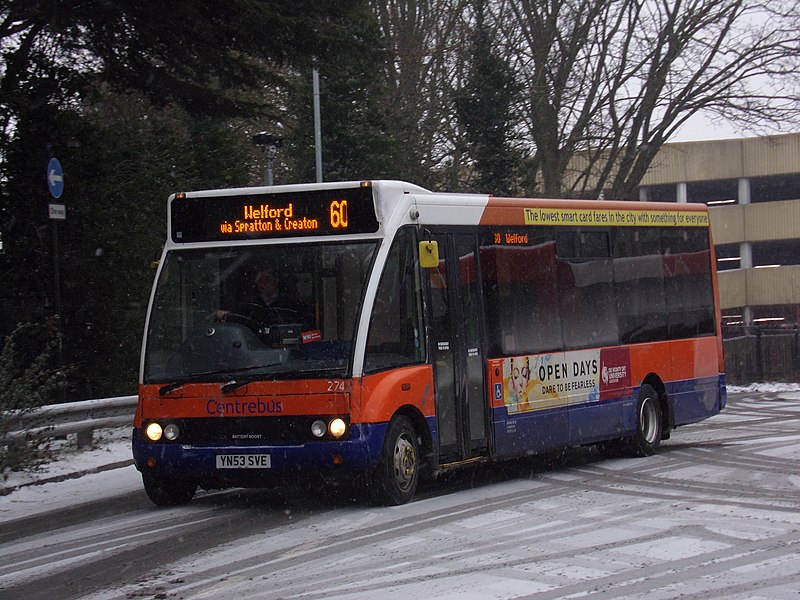 File:Centrebus Optare Solo 274 YN53 SVE on route 60 to Welford (26681142538).jpg