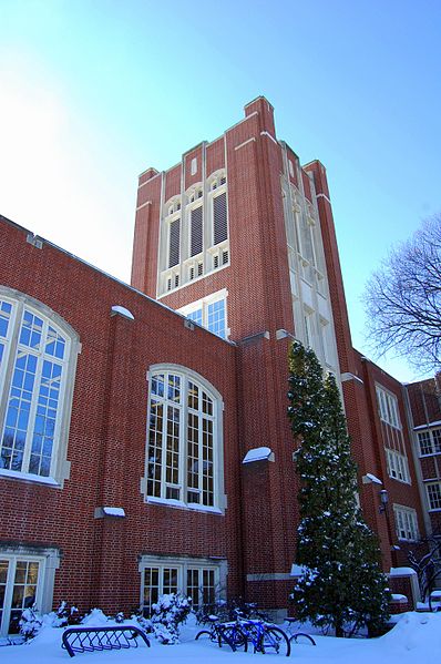 Chester Fritz Library