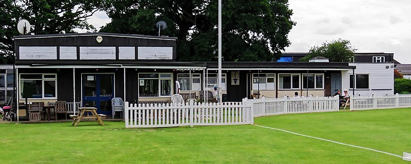 File:Chingford Cricket Club pavilion clubhouse, Essex, England 1.jpg