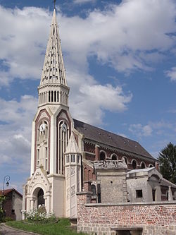 Clastres (Aisne) église Saint-Sulpice (02).JPG
