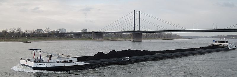 File:Coal barge Chilandia on Rhine - looking north west.jpg