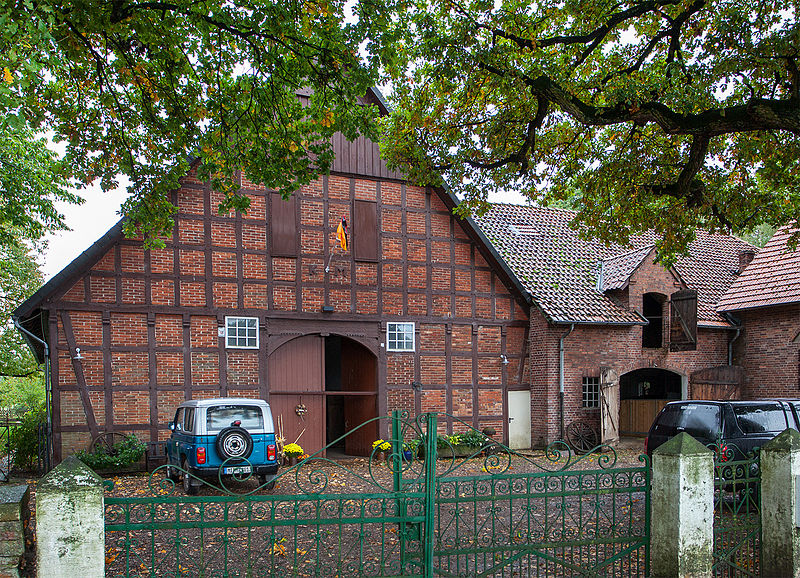 File:Costedt-Gutsstr3-0021.jpg