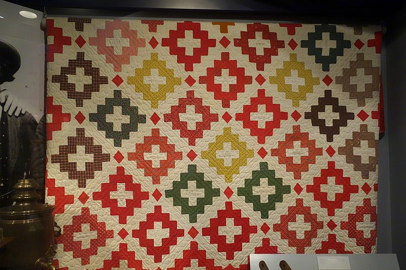 File:Courthouse Square quilt, Northern Illinois, 1849 - Wisconsin Historical Museum - DSC03311.JPG