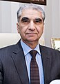 Eldar Qəhrəmanov, Azərbaycan Universitetinin keçmiş rektoru. Azərbaycan Respublikası Milli Məclisinin II çağırış deputatı, Azərbaycan Universitetinin İnzibati idaerəetmə kafedrasının müdiri.