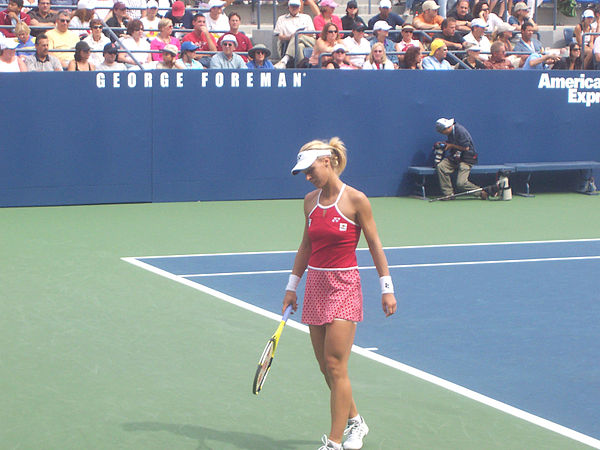 Dementieva playing the first round of the 2006 US Open