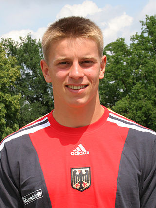 <span class="mw-page-title-main">Erik Leue</span> German sprint canoer (born 1985)