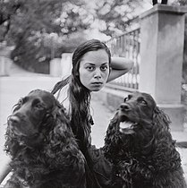 Frau mit Hunden, München (1959)
