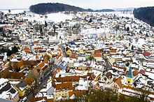 Winterpanorama: Blick von der Burg auf den Markt