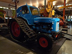 Лесохозяйственный трактор Fordson Major 1.jpg