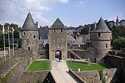 Είσοδος του κάστρου της Φουζέρ