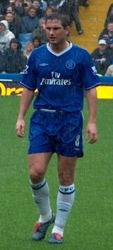 Lampard playing for Chelsea in 2004