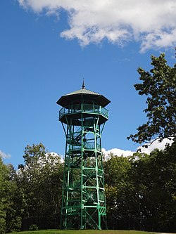 Garrison Hill Park Tower, Dover, Nyu-Xempshir.JPG