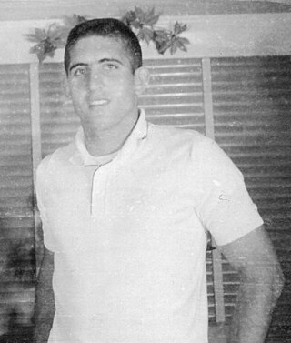 <span class="mw-page-title-main">George Mira</span> Cuban-American gridiron football player (born 1942)