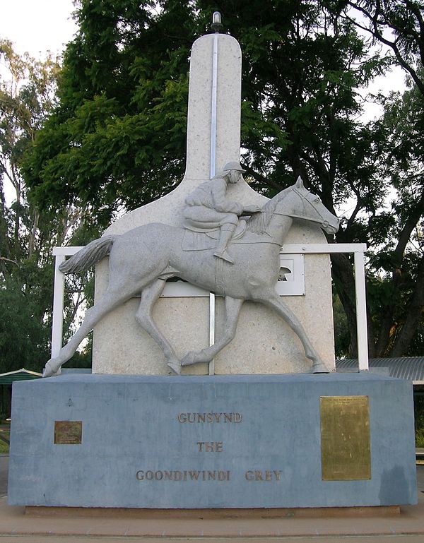 Statue of Gunsynd, The Goondiwindi Grey