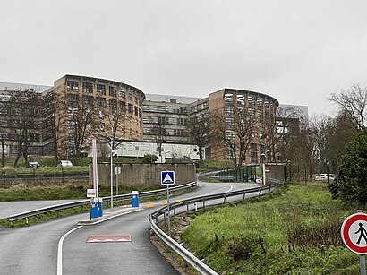 Comment aller à Groupe Hospitalier Intercommunal Le Raincy-Montfermeil en transport en commun - A propos de cet endroit