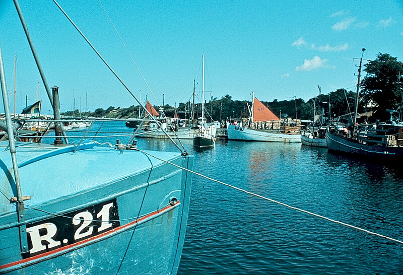 File:Hasle Havn 1973.jpg