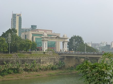 The entrance to Vietnam from China, at the main border crossing between downtown Hekou and downtown Lao Cai