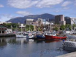 Hobart Marina MTWellington.jpg