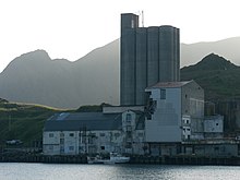 Grain silo in Honningsvag. Honningsvag2.JPG