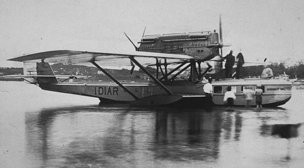 A Wal at Slite, Gotland, on the Danzig-Stockholm route in 1925