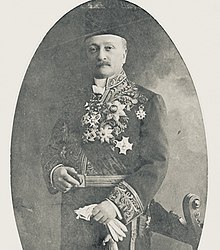 Ismail Cenani Pasha in court dress (1911) Ismailcenanipasha.jpg