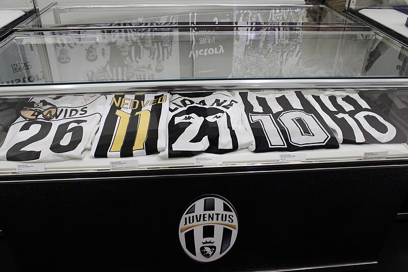 File:JUVENTUS Loung2.jpg