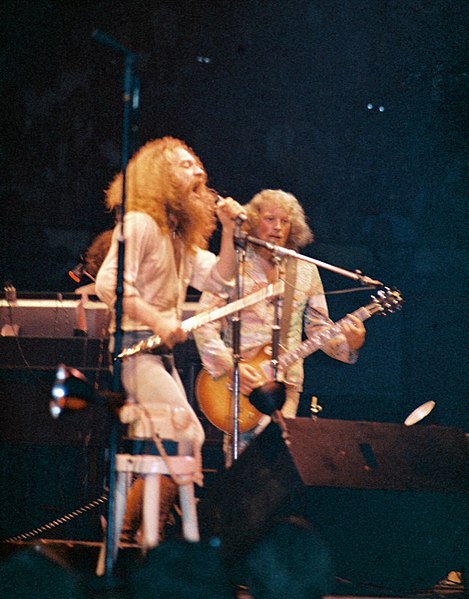 File:Jethro-Tull-9-73(3).jpg